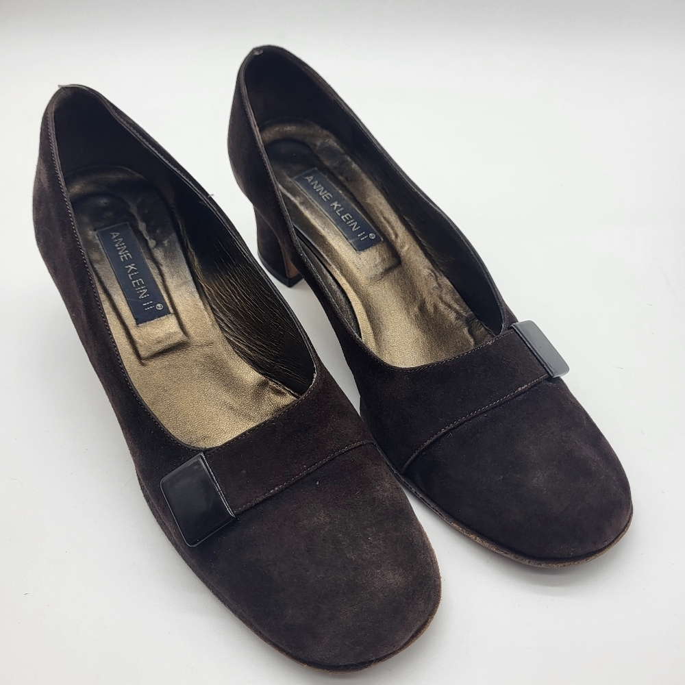Anne Klein Dark Brown Suede Round Toe Block Heels Sz 8.5